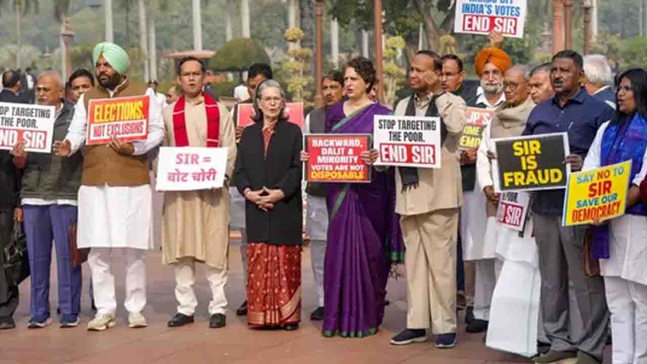Parliament Winter Session: दूसरे दिन भी विपक्ष का हंगामा जारी, SIR पर चर्चा की मांग को लेकर लोकसभा दो बार स्थगित