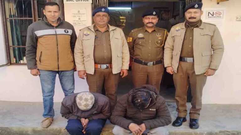 Solan News: स्कूटी से हो रही थी नशे की तस्करी, अफीम और चरस के साथ पुलिस ने 2 धरे,