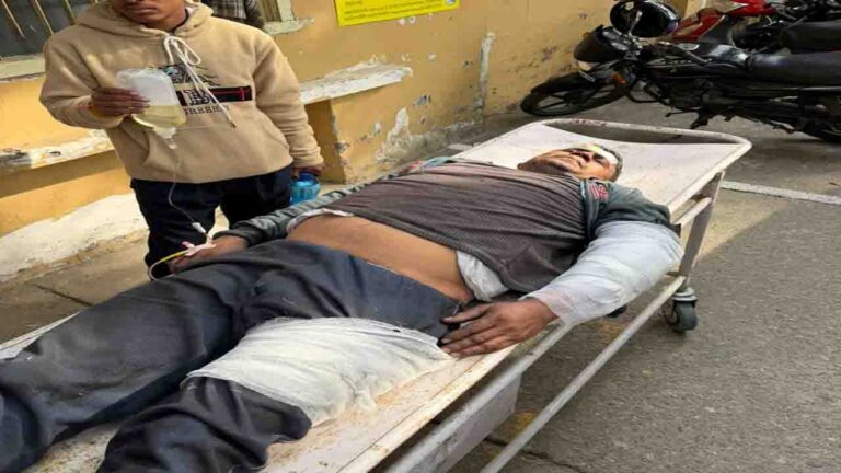 Una News: गगरेट सरिया फैक्ट्री में क्रेन पलटने से दो मजदूरों की मौत, तीन गंभीर घायल