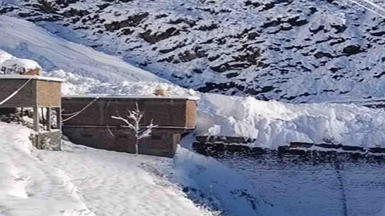 Himachal News: भरमौर में आधी रात ग्लेशियर टूटा, बर्फ और मलबे के सैलाब से भारी नुकसान