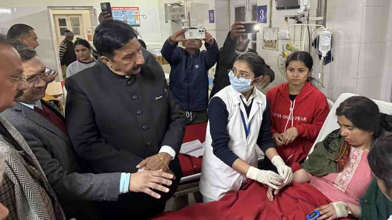 Sirmaur Bus Accident: हरिपुरधार बस हादसे पर सरकार सख्त, मजिस्ट्रेट जांच के आदेश