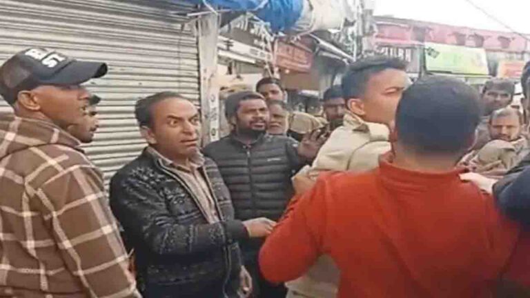 Shimla News: शिमला में तहबाजारी ने निगम कर्मचारी का गला पकड़ा, पुलिस ने बचाव किया