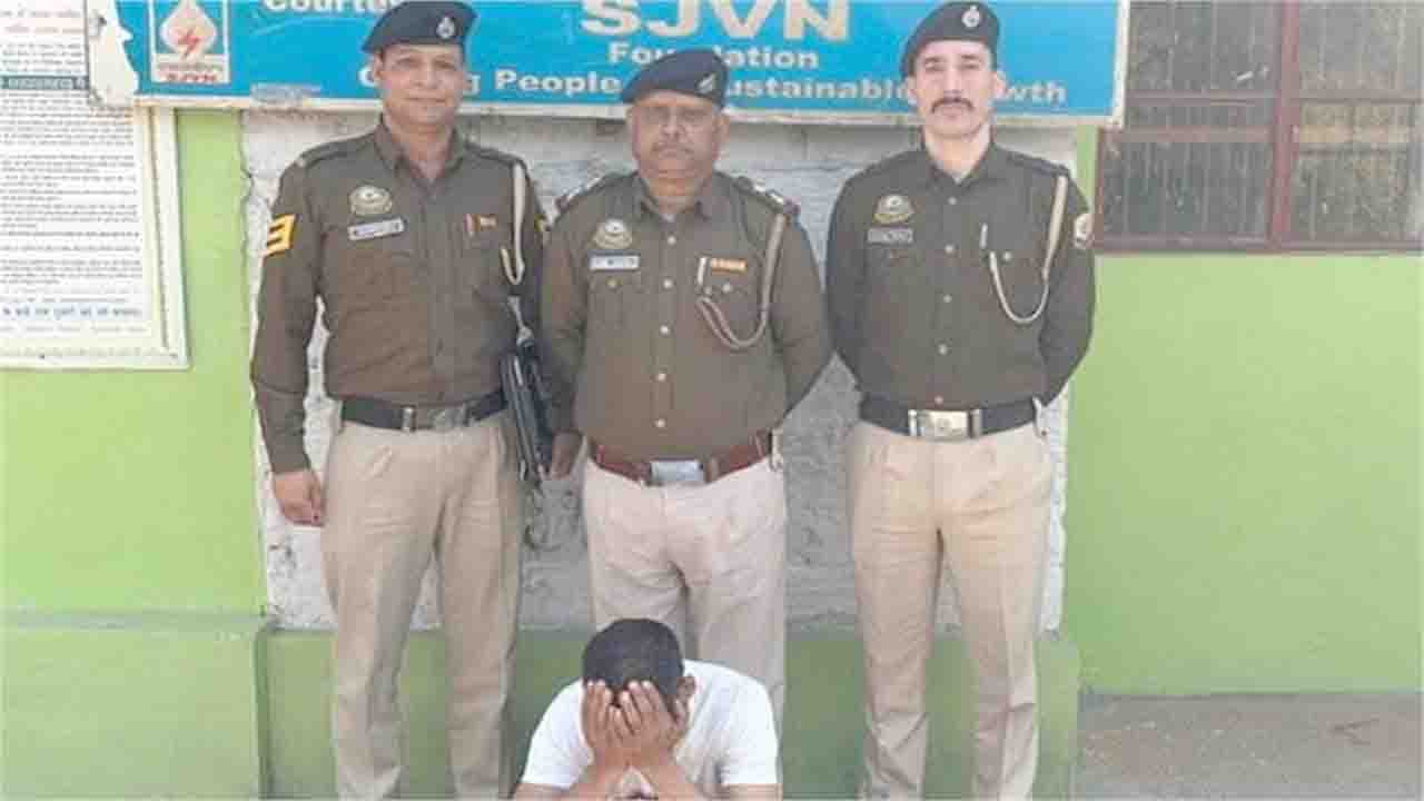 HOME 14 Rampur Firing Incident: रामपुर में उधारी के पैसों मांगने पर युवक पर चला दी गोली, बाल-बाल बची युवक की जान