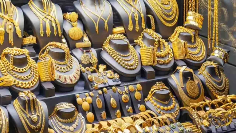 Jewellery Stocks Jump: Titan, Kalyan Jewellers समेत इन 7 शेयरों में आई तूफानी तेजी, क्या है वजह?Jewellery Stocks Jump: Titan, Kalyan Jewellers समेत इन 7 शेयरों में आई तूफानी तेजी, क्या है वजह?