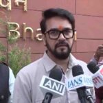 अनुराग ठाकुर का तंज – हिमाचल में राहुल-प्रियंका का “खटाखट मॉडल” बना “खटारा मॉडल”, पेट्रोल-डीजल महंगे कर जनता पर ₹1000 करोड़ का बोझ