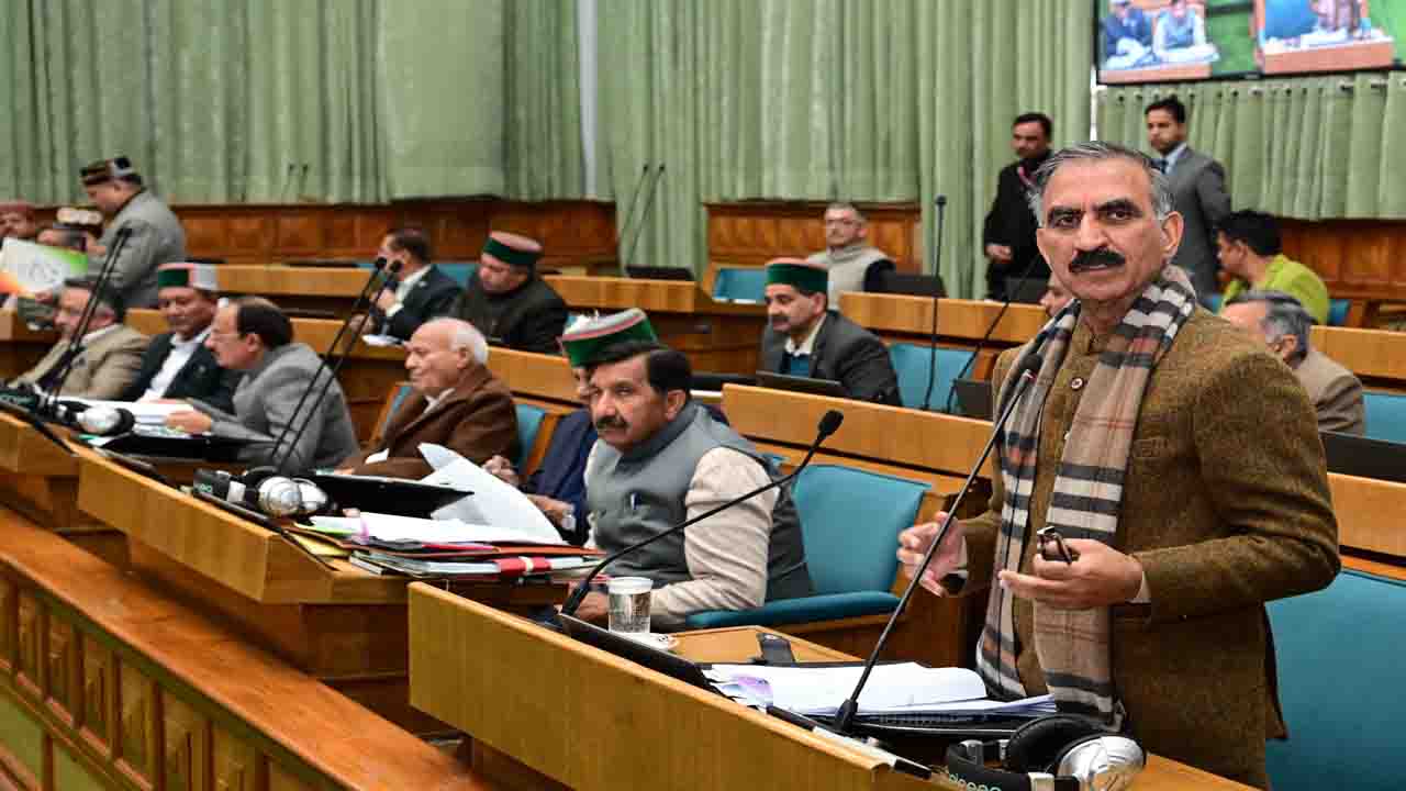 CM Sukhu का भ्रष्टाचार पर कड़ा प्रहार, संदिग्ध सत्यनिष्ठा वाले अधिकारियों को पदों से हटाने के दिए निर्देश