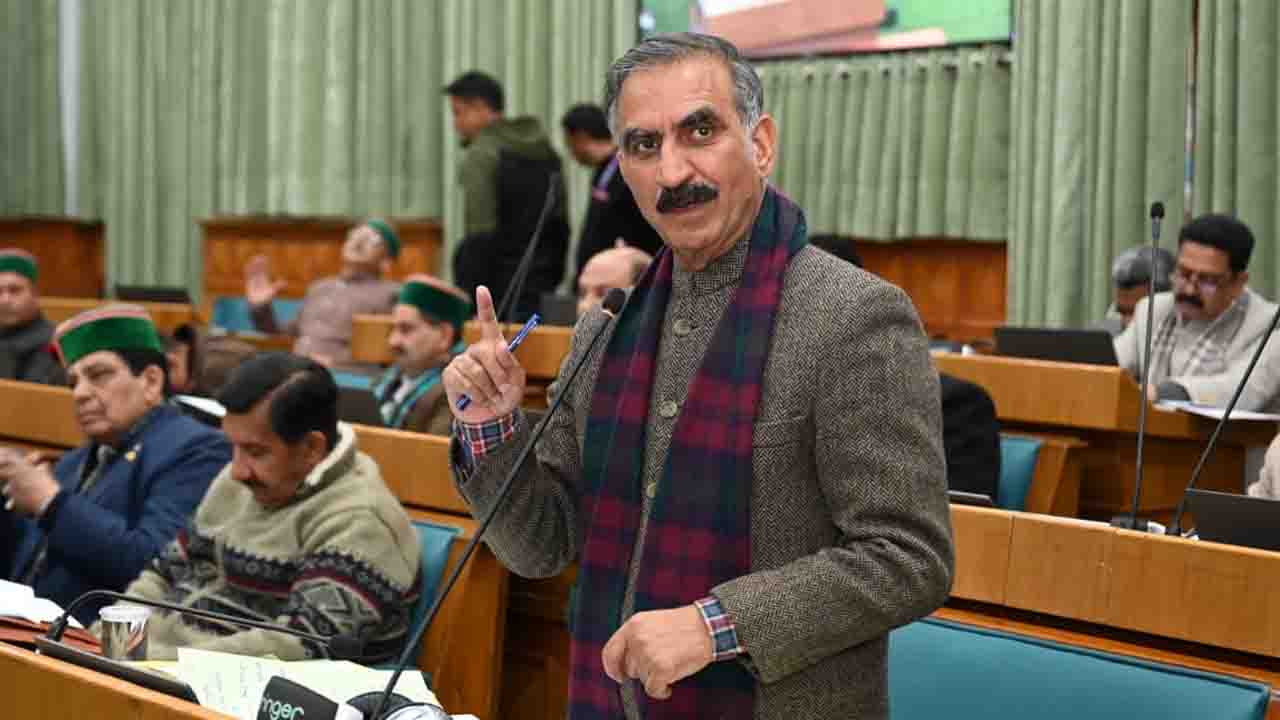 Himachal News: विधानसभा में CM सुक्खू का विपक्ष को करारा जवाब, रोबोटिक मशीन पर विपक्ष को दी चुनौती