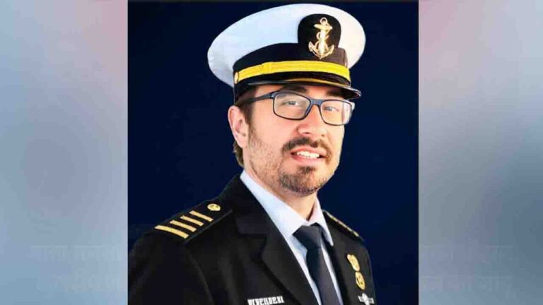 Persian Gulf Crisis: खाड़ी में युद्ध के बीच फंसे कुल्लू के कैप्टन रमन कपूर का भावुक संदेश "हम सिर्फ नाविक नहीं, वैश्विक व्यापार के रक्षक हैं"