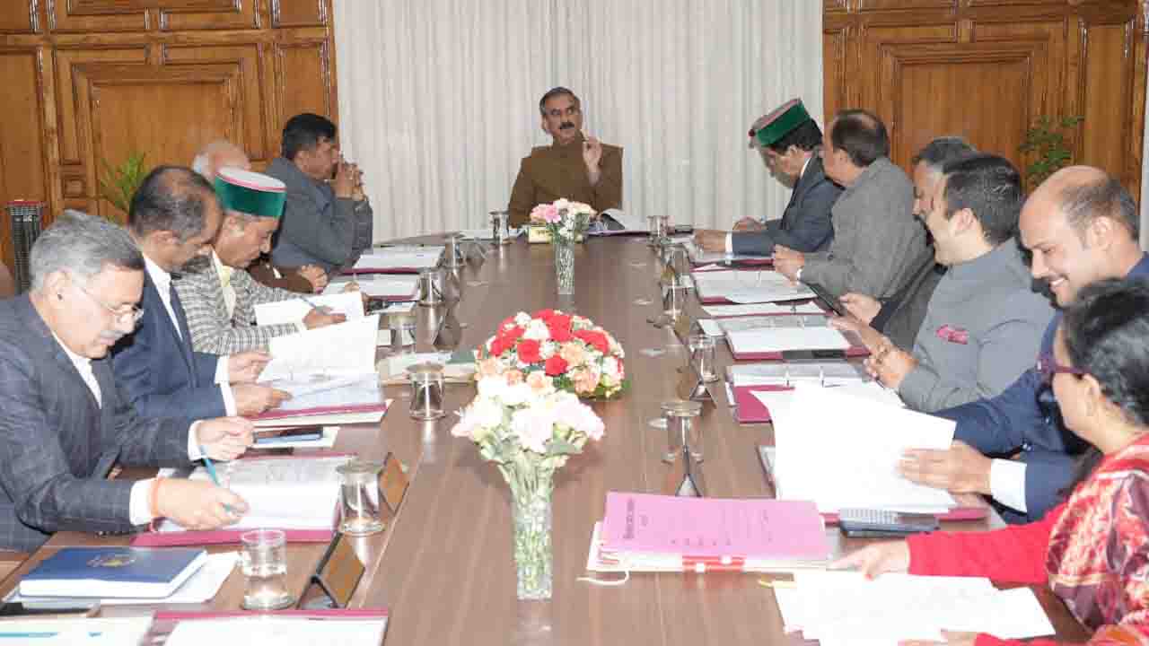 HP Cabinet Decisions: हिमाचल में CBSE शिक्षकों की भर्ती, पीएनजी आपूर्ति और चिट्टा आरोपियों के चुनाव लड़ने पर प्रतिबंध, पढ़ें कैबिनेट के बड़े फैसले..