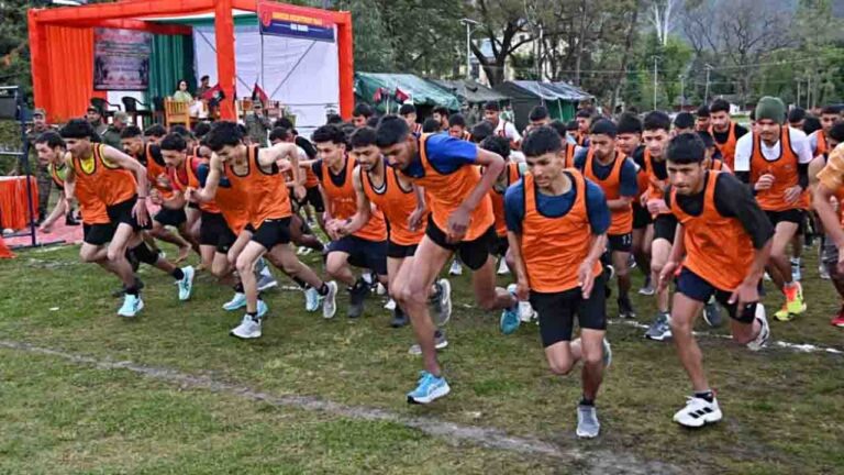 पंडोह Agniveer Bharti में पहले दिन युवाओं में दिखा भारी जोश, कुल्लू और लाहौल-स्पीति के 239 अभ्यर्थियों ने जीती दौड़