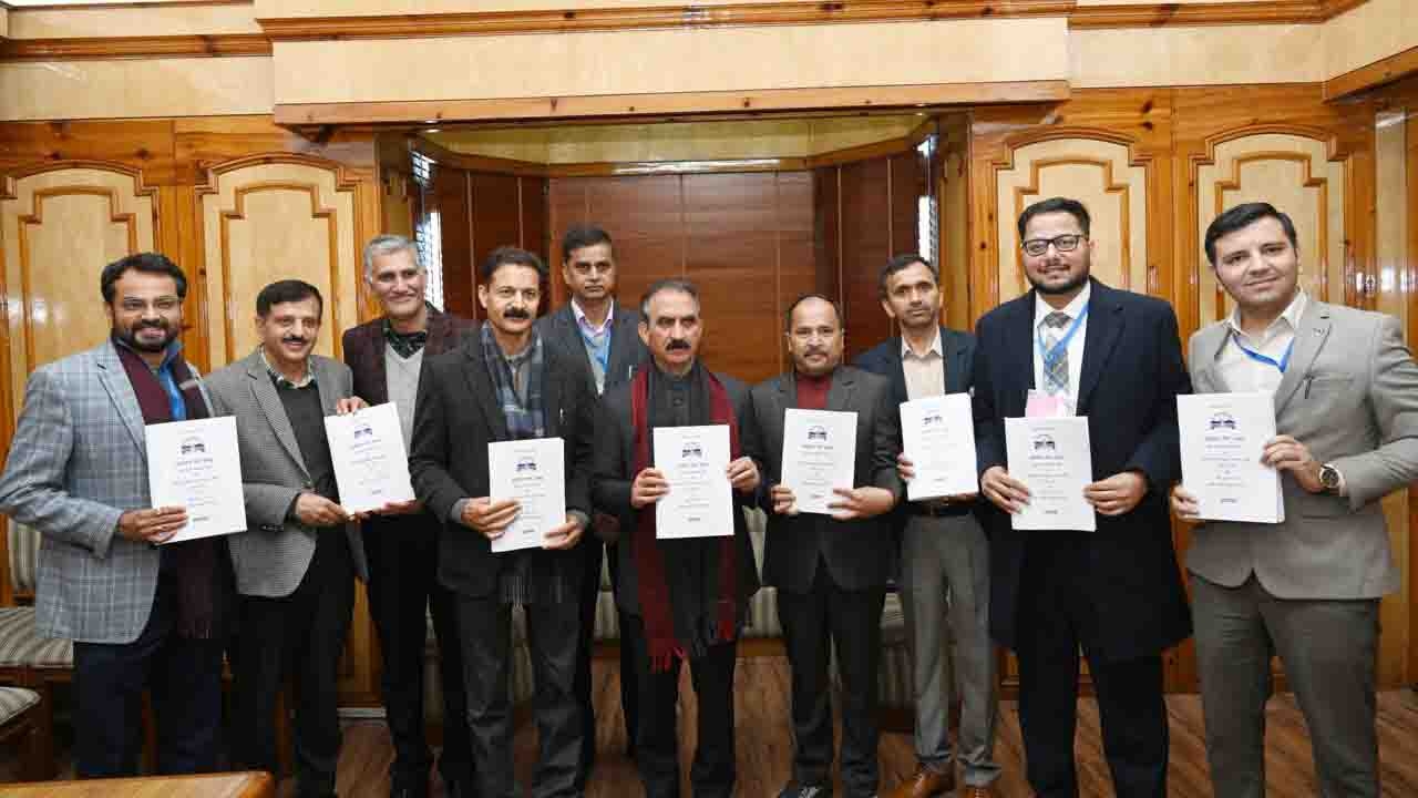 Himachal Budget 2026 Live: सीएम सुखविंदर सिंह सुक्खू ने पेश किया बजट, क्या हिमाचल बनेगा 'आत्मनिर्भर'? जानें बड़ी घोषणाएं