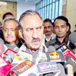 Himachal High Court Fake Order Case: हिमाचल हाईकोर्ट के फर्जी आदेश बना धोखाधड़ी की कोशिश, RTI से खुली जालसाजी की पोल 1 Himachal News: CM सुक्खू बोले- किसी भी सुरत में कर्मचारियों को नहीं मिलेगा सेवा विस्तार भाजपा में आंतरिक कलह और हिमकेयर योजना में घोटाले, लगाया आरोप