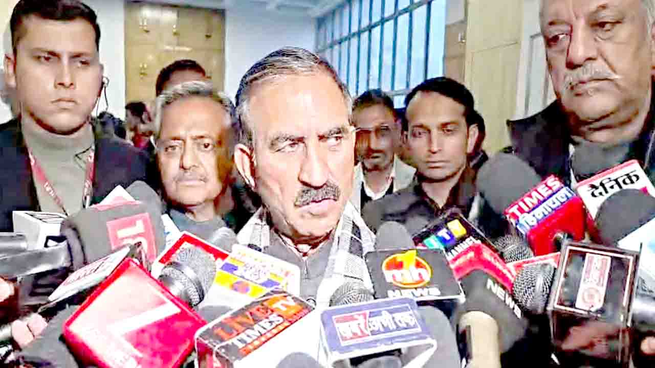 Himachal News: CM सुक्खू बोले- किसी भी सुरत में कर्मचारियों को नहीं मिलेगा सेवा विस्तार भाजपा ओर्मे आंतरिक कलहऔर हिमकेयर योजना में घोटाले, लगाया का आरोप