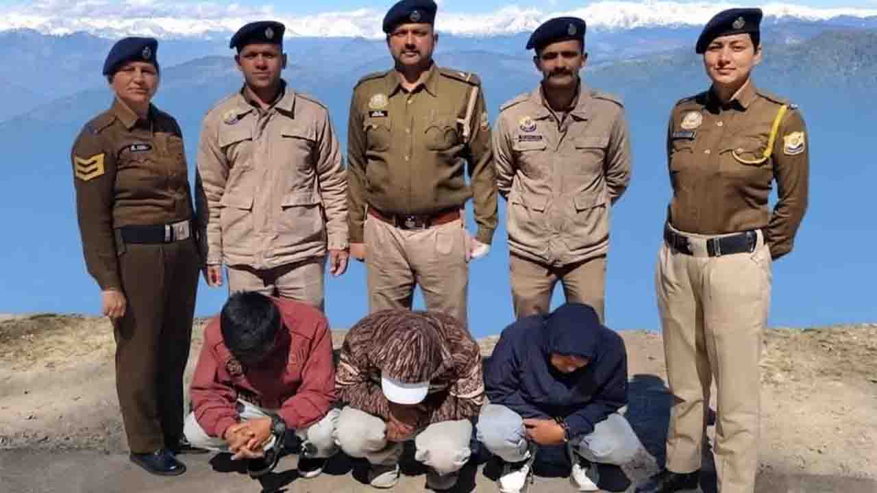 Shimla Police की बड़ी कार्रवाई,नारकंडा में 9 किलो अफीम और 12 लाख कैश के साथ 3 नेपाली तस्कर गिरफ्तार
