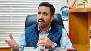 Himachal Pradesh Debt: हिमाचल प्रदेश पर 1 लाख करोड़ के पार पहुंचा ऋण, मंत्री विक्रमादित्य सिंह ने वेतन स्थगन को बताया मजबूरी