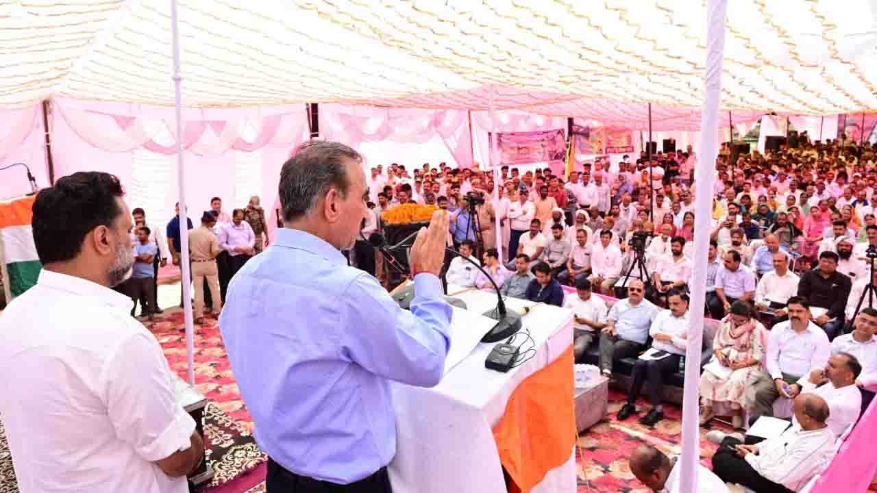 Himachal News: सीएम सुक्खू ने की घोषणा, हिमाचल के सरकारी स्कूलों में 30 जून तक तैनात होंगे शिक्षक