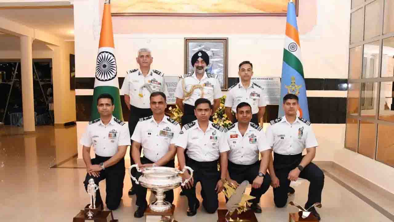 Indian Air Force को मिले नए 17 टेस्ट पायलट और फ्लाइट टेस्ट इंजीनियर, रक्षा क्षेत्र को मिलेगी मजबूती