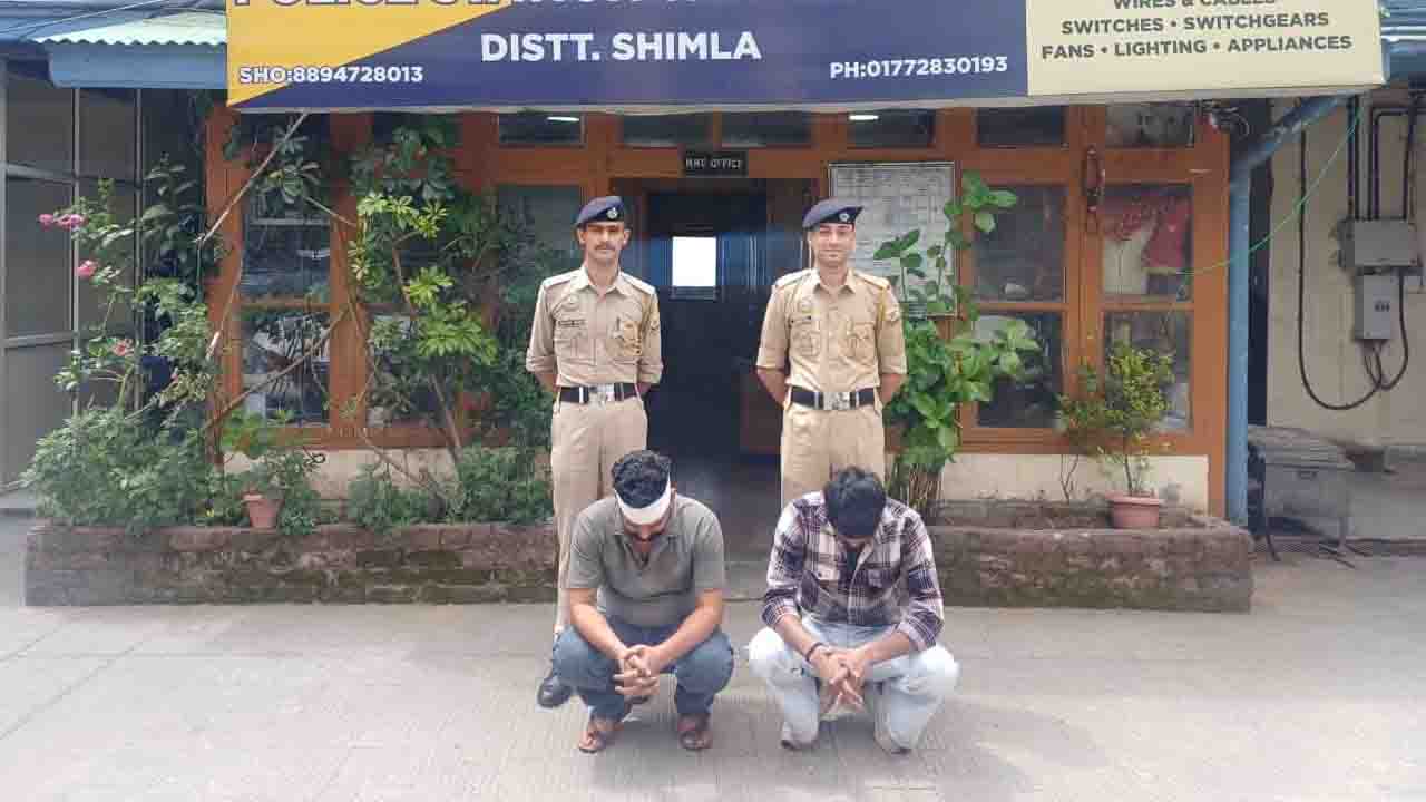 HRTC Bus Driver Assaulted Case: हिमाचल प्रदेश की राजधानी शिमला के कच्चीघाटी क्षेत्र में सड़क पर मारपीट का एक गंभीर मामला सामने आया है।