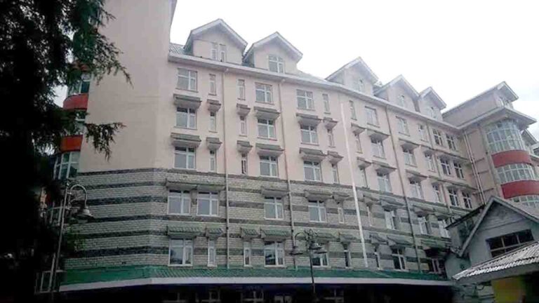 HOME 3 KNH Hospital Shifting: 102 साल पुराने अस्पताल को बचाने की बड़ी जीत, हाईकोर्ट ने रोका फैसला