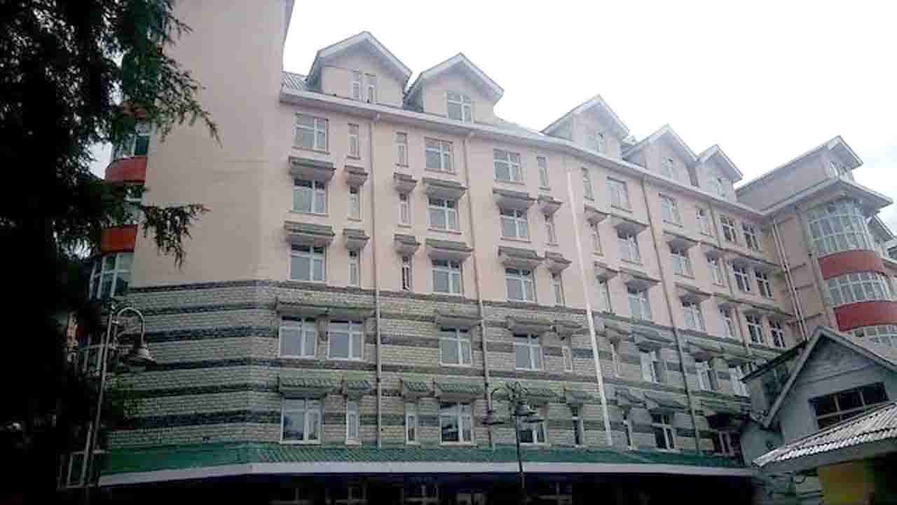 HOME 14 KNH Hospital Shifting: 102 साल पुराने अस्पताल को बचाने की बड़ी जीत, हाईकोर्ट ने रोका फैसला