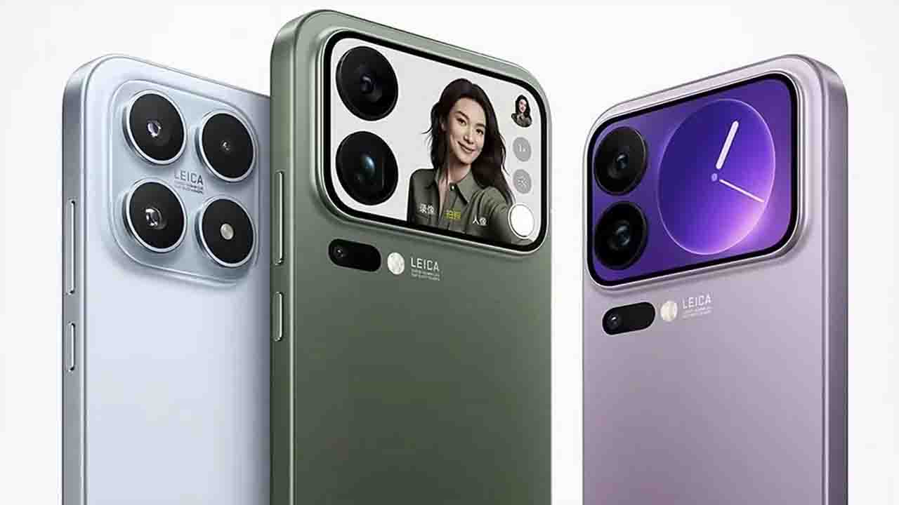 Xiaomi 17T Series Launch स्मार्टफोन बाजार में अपनी पकड़ मजबूत रखने वाली Xiaomi जल्द ही अपनी नई '17T सीरीज' के साथ प्रीमियम सेगमेंट में बड़ा बदलाव लाने की तैयारी में है। हालांकि कंपनी की ओर से अभी तक आधिकारिक मुहर नहीं लगी है, लेकिन लीक हुई रिपोर्ट्स और ताजा जानकारी ने टेक प्रेमियों की उत्सुकता बढ़ा दी है। चर्चा है कि यह सीरीज मई के अंतिम सप्ताह या जून की शुरुआत में वैश्विक स्तर पर दस्तक दे सकती है। लीक हुई जानकारी के अनुसार, Xiaomi 17T और Xiaomi 17T Pro दो प्रमुख मॉडल होंगे। इन दोनों डिवाइस में परफॉर्मेंस और डिजाइन के स्तर पर काफी सुधार किए जाने की उम्मीद है। यदि ये दावे सही साबित होते हैं, तो यह सीरीज फ्लैगशिप अनुभव को एक नए स्तर पर ले जाएगी। डिस्प्ले और डिजाइन में क्या होगा खास? Xiaomi 17T के डिस्प्ले की बात करें तो इसमें 6.59 इंच का 1.5K AMOLED डिस्प्ले दिए जाने की संभावना है, जो 120Hz के रिफ्रेश रेट के साथ आएगा। वहीं, प्रीमियम सेगमेंट का प्रतिनिधित्व करने वाले Xiaomi 17T Pro में 6.83 इंच का बड़ा पैनल देखने को मिल सकता है, जो 144Hz के उच्च रिफ्रेश रेट को सपोर्ट करेगा। डिजाइन के मामले में कंपनी दोनों ही हैंडसेट्स को स्लिम और आकर्षक बनाने पर केंद्रित है। यूजर्स को ये डिवाइस Black, Blue और Violet जैसे आकर्षक कलर विकल्पों में मिल सकते हैं। परफॉर्मेंस और सॉफ्टवेयर क्षमता प्रोसेसर के मोर्चे पर, Xiaomi 17T Pro में मीडियाटेक का शक्तिशाली Dimensity 9500 चिपसेट शामिल होने की चर्चा है। इसके विपरीत, स्टैंडर्ड वेरिएंट यानी Xiaomi 17T में Dimensity 8500 Ultra चिपसेट मिलने की संभावना है। दोनों ही मॉडल में 12GB RAM और 512GB तक की इंटरनल स्टोरेज का विकल्प मिल सकता है, जिसे UFS 4.1 सपोर्ट के साथ पेश किया जाएगा। सॉफ्टवेयर की बात करें तो, ये हैंडसेट Android 16 पर आधारित कंपनी के नवीनतम HyperOS 3 पर काम करेंगे। कैमरा और बैटरी तकनीक फोटोग्राफी के शौकीनों के लिए इस सीरीज में ट्रिपल रियर कैमरा सेटअप दिया जा सकता है। Xiaomi 17T में 50MP का प्राइमरी सेंसर होने की खबर है, जबकि Pro मॉडल में इसके अपग्रेडेड वर्जन का इस्तेमाल किया जाएगा। इसके अतिरिक्त, दोनों ही फोन में 5x ऑप्टिकल जूम वाला 50MP का टेलीफोटो लेंस और 12MP का अल्ट्रा-वाइड कैमरा शामिल होने की उम्मीद है। सेल्फी और वीडियो कॉल के लिए 32MP का फ्रंट कैमरा दिया जा सकता है। बैटरी बैकअप के मामले में, स्टैंडर्ड Xiaomi 17T में 67W फास्ट चार्जिंग के साथ 6500mAh की दमदार बैटरी मिलने की बात कही जा रही है। वहीं, Pro मॉडल को अधिक शक्तिशाली बनाया गया है, जिसमें 100W वायर्ड और 50W वायरलेस चार्जिंग के साथ 7000mAh की बड़ी बैटरी मिल सकती है। कीमत और उपलब्धता लीक्स के अनुसार, भारत में Xiaomi 17T की शुरुआती कीमत 69,999 रुपये के आसपास हो सकती है, जबकि इसका प्रीमियम वर्जन, Xiaomi 17T Pro, लगभग 1,09,999 रुपये की शुरुआती कीमत के साथ आ सकता है। बाजार विशेषज्ञों का मानना है कि लॉन्च की अनुमानित तारीख 25 मई से 31 मई के बीच हो सकती है। हालांकि, ये आंकड़े केवल शुरुआती लीक पर आधारित हैं और कंपनी द्वारा आधिकारिक घोषणा किए जाने के बाद इनमें बदलाव की पूरी संभावना है।