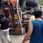 हिमाचल प्रदेश के नूरपुर में बड़ा हादसा, चालक को दिल का दौरा पड़ने से पलटी निजी बस, 15 घायल