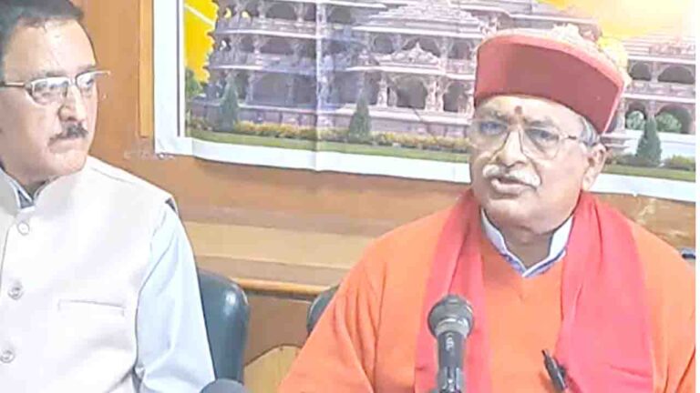 VHP Himachal Pradesh Temple Demand 'लैंड जिहाद' पर वीएचपी का अल्टीमेटम, 200 करोड़ के चढ़ावे पर छिड़ा बड़ा विवाद