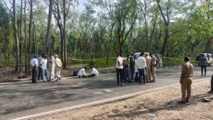 Chandigarh Cashier Murder Case Accused Encounter: चंडीगढ़ जानकी दास हत्याकांड: जम्मू से लाते वक्त शूटरों ने की भागने की कोशिश, फिर जो हुआ...