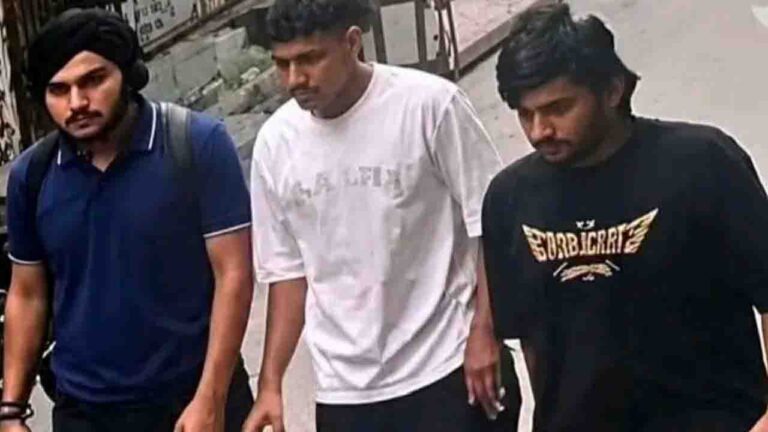 Chandigarh Cashier Murder Jammu Kashmir Shooters: चंडीगढ़ कैशियर हत्याकांड के बाद फरार शूटर CCTV में कैद, कजहेड़ी में हुलिया बदला और वोल्वो बस से फरार...