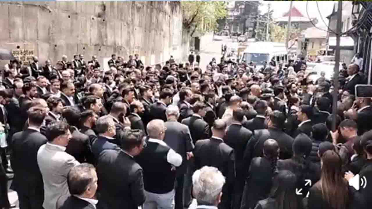 Shimla Lawyers Protest: शिमला में वकीलों का चक्का जाम, सड़कों पर भारी बवाल