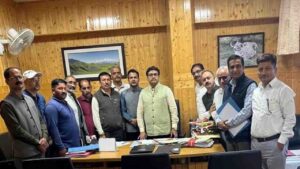 HRTC Strike Updates: टल गया हिमाचल में बसों का चक्का जाम, आधी रात से पहले सरकार ने ऐसे पलटा पासा