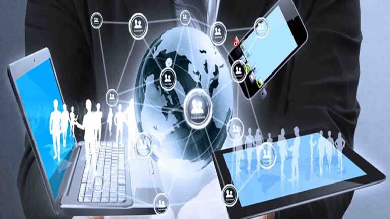Indian IT Sector Risk Vinod Khosla AI warning
