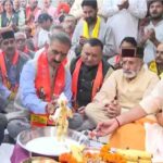 HP Panchayat Election: हिमाचल की 3757 पंचायतों का आरक्षण रोस्टर 7 अप्रैल को होगा जारी, जानिए हाईकोर्ट के किस आदेश के बाद बदला पूरा समीकरण 1 ‘चंदा चोरों को मिले सख्त सजा…’ अयोध्या राम मंदिर में चोरी पर भड़के सीएम सुक्खू, मंत्रियों संग पैदल पहुंचे मंदिर