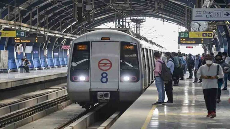 Delhi Metro Closed: राजीव चौक और मंडी हाउस समेत 17 स्टेशन लगातार तीसरे दिन बंद, जानें कहाँ मिलेगी इंटरचेंज सुविधा