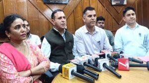 Five Day Week: हिमाचल प्रदेश सचिवालय कर्मचारियों ने उठाई 'फाइव-डे वीक' की मांग, जानिए! 2 दिन की छुट्टी से सरकार को कैसे होगी ₹100 करोड़ की बचत?
