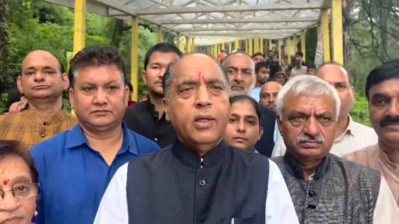 Himachal News: "नकल करवाई, जांच दबाई और दोषियों को दिया प्रमोशन!" हिमाचल पुलिस भर्ती घोटाले पर जयराम ठाकुर के तीखे बोल