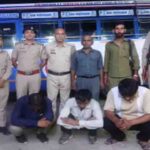 Mandi Boys Assault Case: मंडी में दृष्टिबाधित दो सगे भाइयों से बर्बरता, सराज के कहलणी गांव में जातिगत द्वेष के चलते रातभर बनाया बंधक, पिटाई भी की .. 1 Mandi Police Drug Seizure: मंडी में नाकाबंदी के दौरान बस से 5 किलो चरस और अफीम जब्त, हरियाणा के तीन तस्कर गिरफ्तार