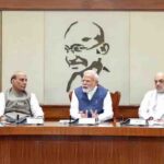 डांगरी गांव जाएगी NAI की टीम, जहां 4 हिंदू की हत्या के बाद आज हुआ धमाका 1 Paper Leak Controversy: मोदी सरकार का बड़ा एक्शन, NTA के 47 अफसर बर्खास्त, 10 साल जेल और 10 करोड़ जुर्माने वाले कानून को कैबिनेट की मंजूरी