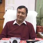 Shimla News: चैन स्नैचर ने महिला से आभूषण छीने, चेहरे पर दांतों से काटा, बहादुर महिला ने सिखाया सबक 1 ShImla News: NEET अभ्यर्थियों पर लाठीचार्ज से भड़के जगत सिंह नेगी, बोले-देश में लोकतंत्र नहीं, अघोषित इमरजेंसी!