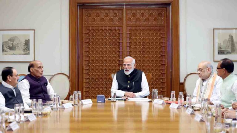 HOME 5 PMGKAY Rice Quality: सरकारी राशन में अब नहीं मिलेगा टूटा चावल, पीएम मोदी की कैबिनेट ने लिया यह ऐतिहासिक फैसला