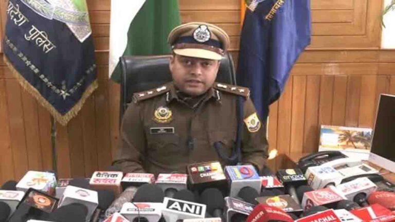 Shimla News: शिमला पुलिस का बड़ा एक्शन, 75 अंतरराज्यीय ड्रग्स नेटवर्क किए ध्वस्त, 59 मुख्य सप्लायरों को सलाखों के पीछे भेजा