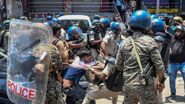 Bihar Bandh Siwan Firing: सिवान में बिहार बंद के दौरान AK-47 से फायरिंग करने वाला पुलिस जवान निलंबित, जानिए पूरा मामला