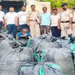 कसौली ब्लॉक कांग्रेस कमेटी के भंग होने से पार्टी में उठ रहे विरोध के स्वर,एक खेमा खुश तो दूसरे में नाराजगी 1 Solan News: नालागढ़ में गाड़ी की तलाशी लेते ही उड़े पुलिस के होश, बोरों में भरकर ले जाया जा रहा था 4 क्विंटल अफीम डोडा