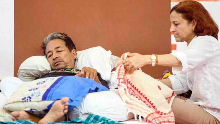 भूख हड़ताल पर बैठे Sonam Wangchuk को पुलिस क्यों उठा ले गई अस्पताल? जानिए दिल्ली हाई कोर्ट का वो बड़ा आदेश