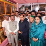 Chamba News: चरस तस्कर को छुड़ाने के लिए चंबा में पुलिस टीम पर भीड़ का हमला, 30 लोगों पर FIR दर्ज 1 Chamba News: CM सुक्खू ने चंबा को दी बड़ी सौगात, 333.25 करोड़ रुपये की 26 विकास परियोजनाओं का किया लोकार्पण और शिलान्यास