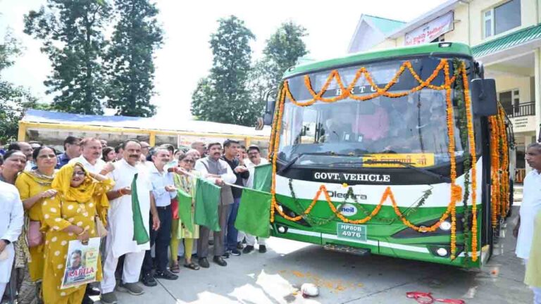 HP E Bus Depot Haroli: हिमाचल के पहले ई-बस डिपो का उद्घाटन, 115 इलेक्ट्रिक बसों की सौगात