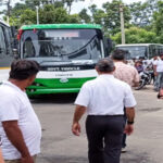 Una News: ऊना में राजस्थान नंबर की बस ने मचाई तबाही, 3 कारें क्षतिग्रस्त - 1 की मौत 1 HRTC E-Bus Row: चंडीगढ़ में हिमाचल की इलेक्ट्रिक बस रोकने पर विवाद, ऊना डिपो ने जवाबी कार्रवाई में रोकीं CTU बसें
