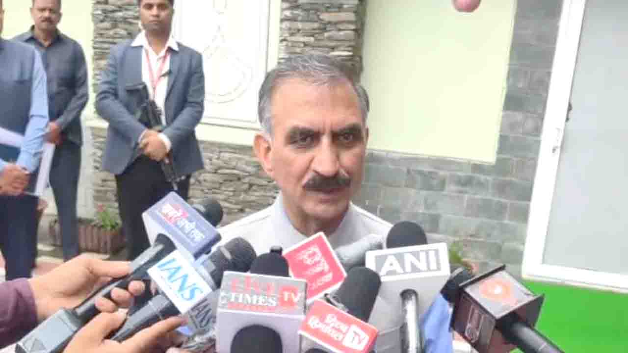 Himachal News: भाजपा नेताओं को परवाणू से नीचे भी जाना चाहिए' - आपदा राहत, कैडर कटौती और सोशल मीडिया दुष्प्रचार पर बोले CM सुक्खू