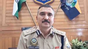Himachal News:"क्या रोड सेफ्टी फंड में 30 करोड़ के घोटाले से पर्दा उठाना IPS संजीव गांधी को भारी पड़ा?"