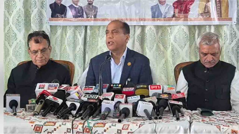 Himachal Politics: "हिमाचल अब ‘बदलापुर’ बन गया!" जयराम ठाकुर का सुक्खू सरकार पर बड़ा हमला, लगाए ये गंभीर आरोप